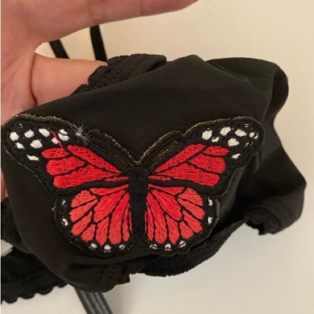 Urban Outfitters Triangle Bra Nature Butterfly Small BNWT - Picture 3 of 4